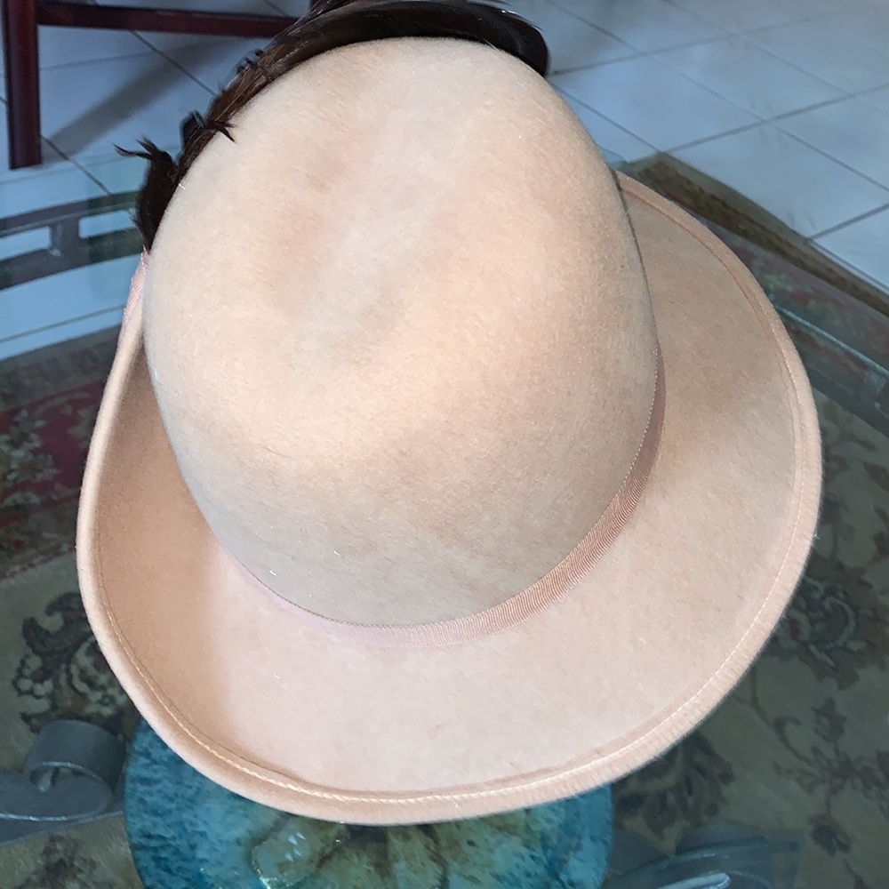 Sandra of New York hat - Picture 3 of 6